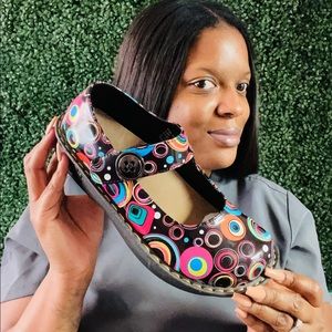 Memory Foam Insole 
Slip-Resistant Bottoms size 7 brand new